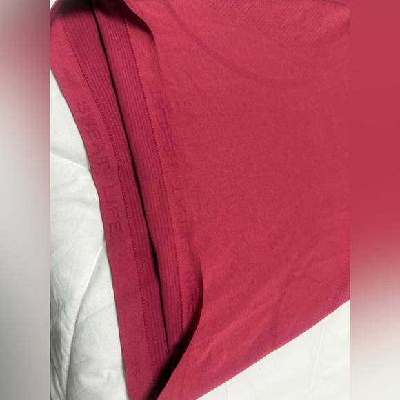 Lululemon Swiftly Speed Turtleneck Long Sleeve - Picture 7 of 11